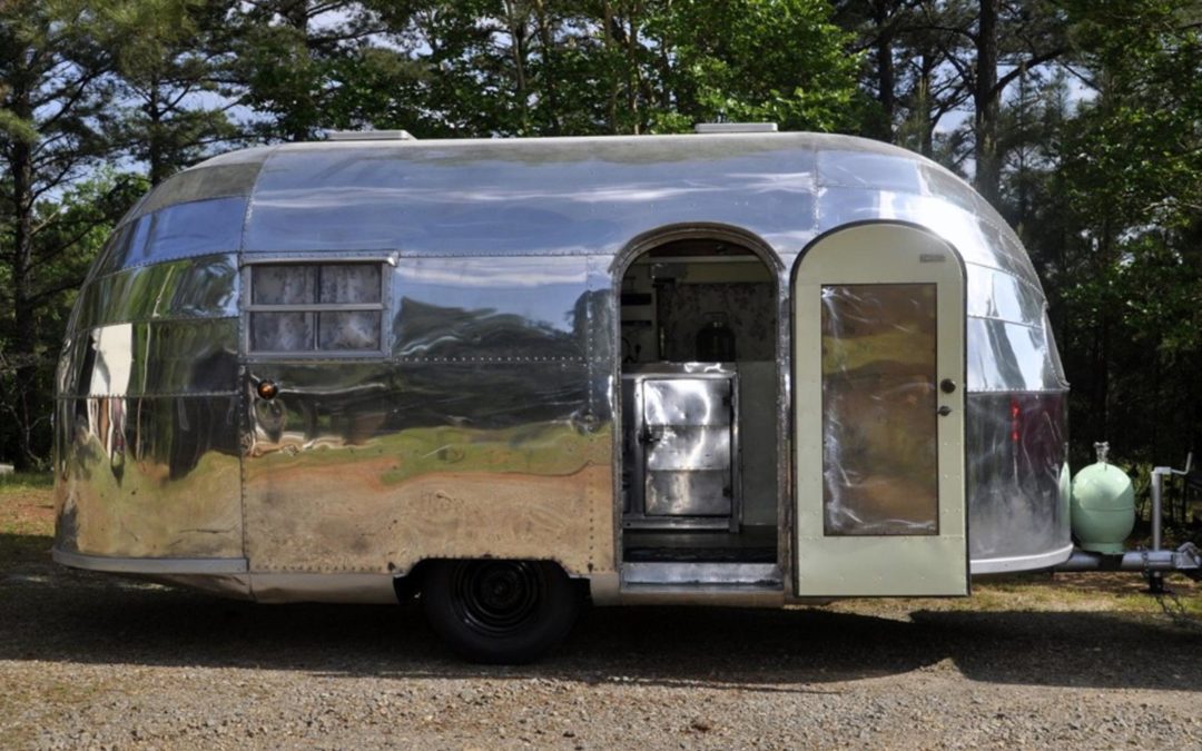 £ SALE PENDING – 1949 Airstream Trailwind ’18